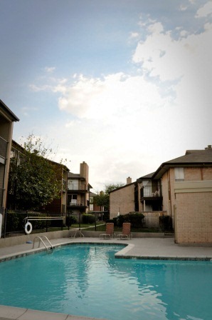 Lakeside Place Apartments for Rent in Houston, TX